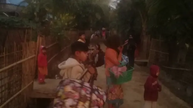 ဇန်နဝါရီ ၁၅ ရက်နေ့ညမှာဖြစ်တဲ့တိုက်ပွဲတွေကြောင့် ထွက်ပြေးရတဲ့ ဥယျာဉ်ရွာသားတွေ