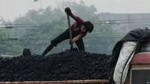 પાકિસ્તાન, ખનીજ તેલ