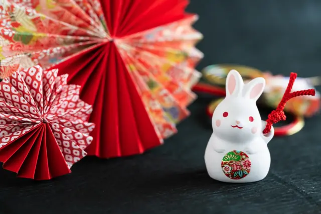 بحسب التقويم الصيني عام 2023 هو عام الأرنب