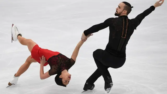 Ксения Столбова