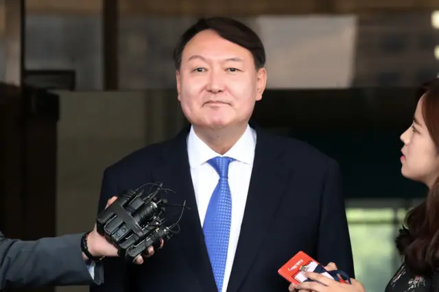 윤석열 당선인은 정통 검사 출신 첫 대통령에 이름을 올리게 됐다