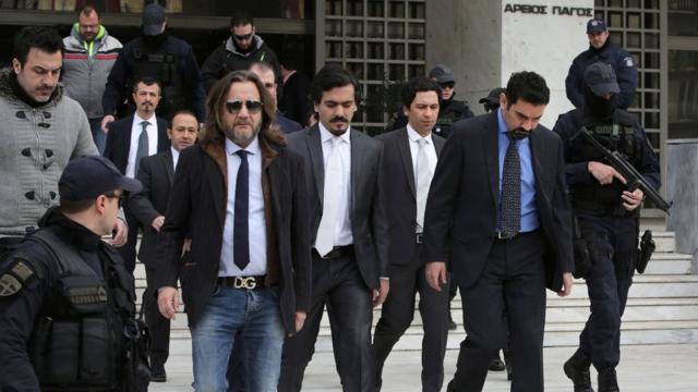 Турецкие солдаты в здании верховного суда Греции