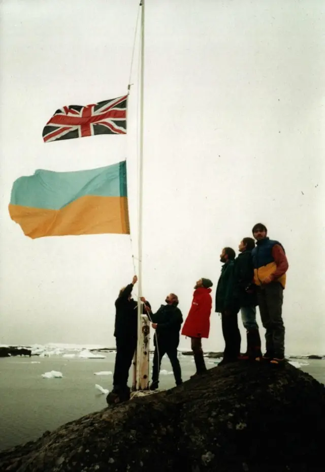 Станція Академік Вернадський