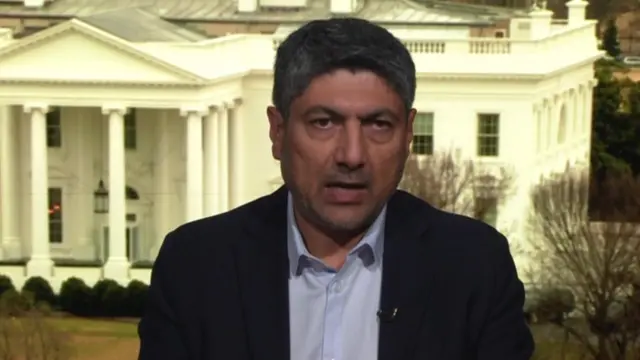 عمر صمد، سفیر پیشین افغانستان
