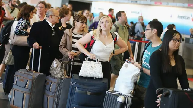 प्रतीकात्मक तस्वीर, एयरपोर्ट