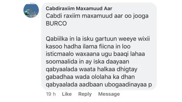 Barmoq odamning eshagiga Porno sikiklari tomoqqa qadar toplaydi