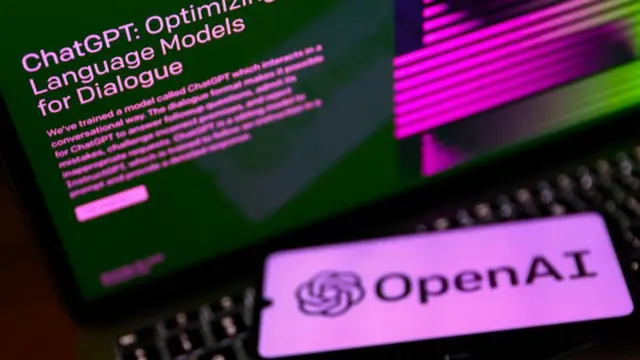 Imagen del ChatGPT en un computador.