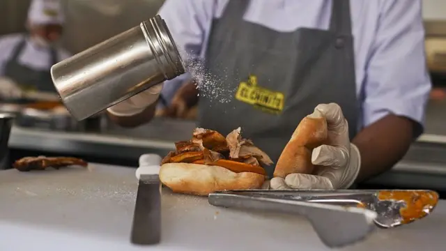 Los sánguches de El Chinito en Mistura