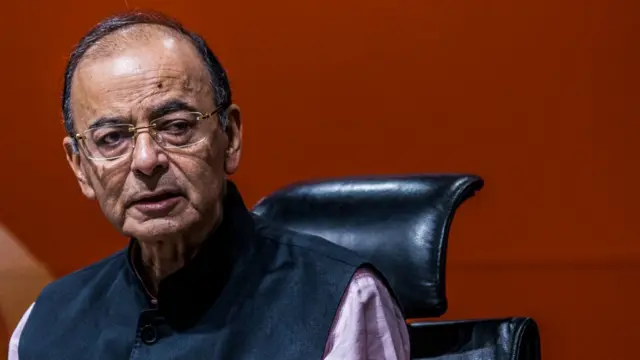 அவசரநிலை காலத்தில் அருண் ஜெட்லி ரகசியமாக பிபிசி ரேடியோ கேட்டதாக சொன்னார்