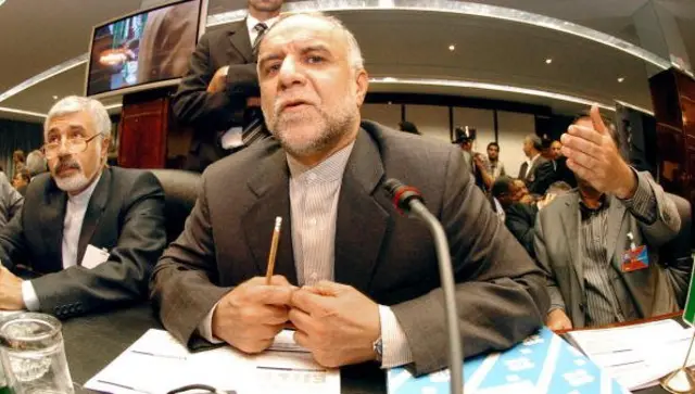 بیژن زنگنه وزیر نفت دوره ریاست جمهوری محمد خاتمی