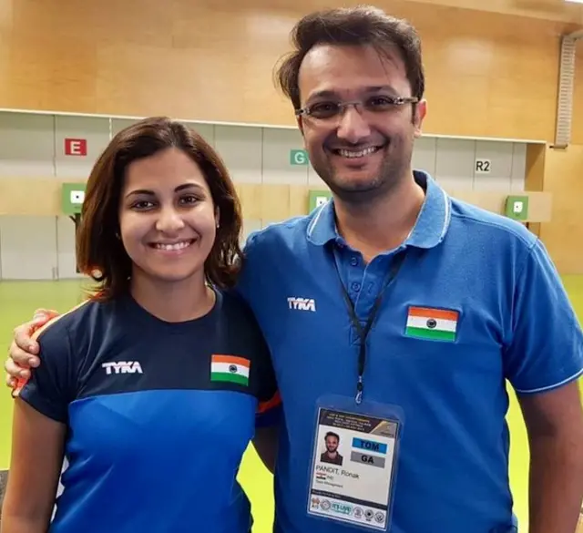 హీనా దంపతులు