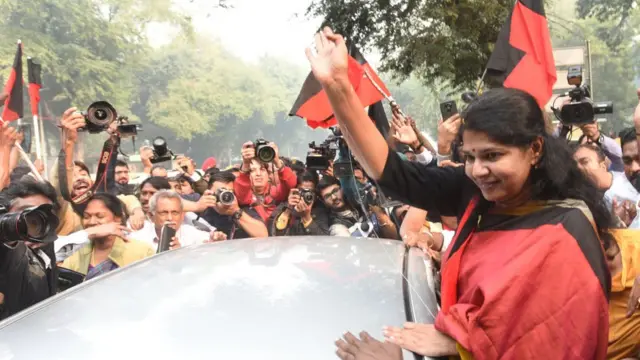 கனிமொழி