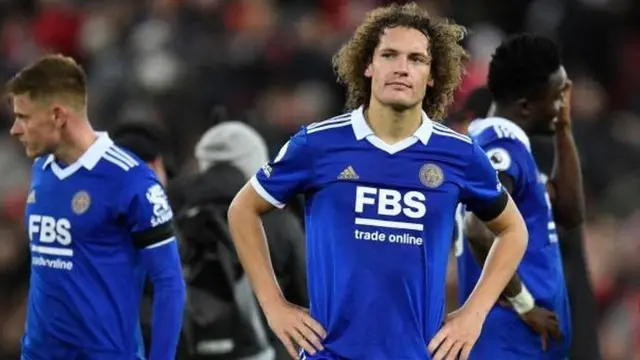 انتزع ليستر التقدم في الدقيقة الرابعة