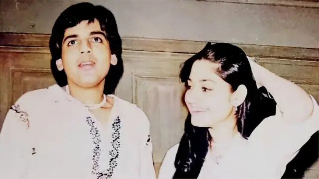 नाझिया हसन भावासोबत