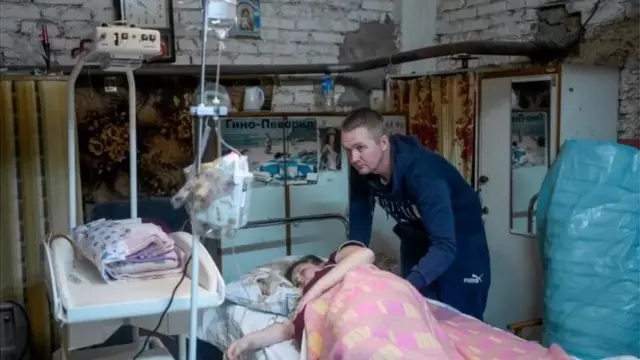 Rusiya Ukrayna müharibəsi Ukraynada savaş Ukraynada həyat sağlamlıq surroqat analar surroqat uşaq savaş Rusiyanın UKraynaya hücumunun 44-cü günü