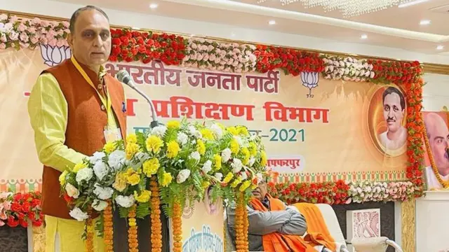 आरएसएस विचारक राकेश सिन्हा भारतीय जनता पार्टी के राज्यसभा सांसद हैं