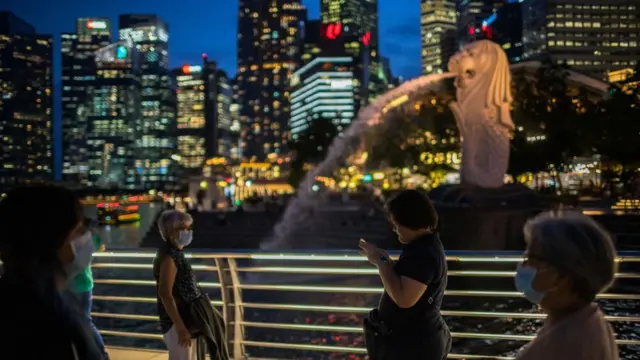 சிங்கப்பூர்