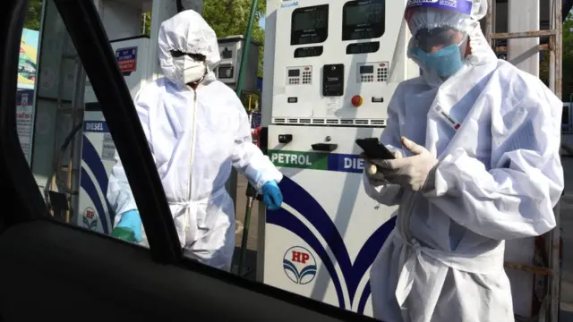 પેટ્રોલિયમ પેદાશનો છે.