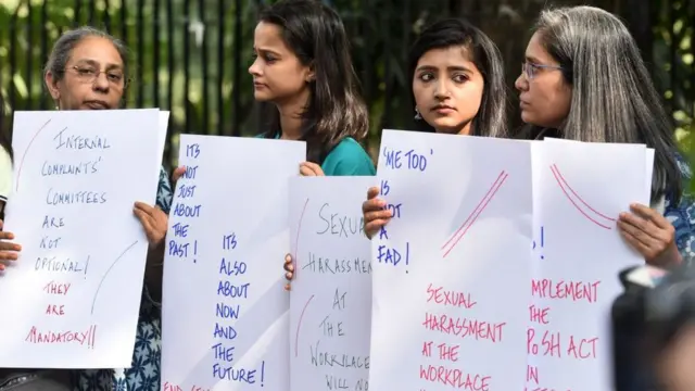 কর্মক্ষেত্রে যৌন হেনস্থার বিরুদ্ধে দিল্লিতে নারী সাংবাদিকদের প্রতিবাদ