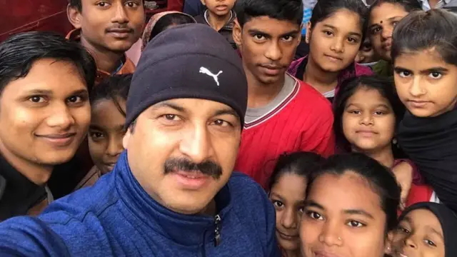 मनोज तिवारी