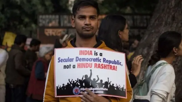 पंतप्रधान नरेंद्र मोदी, महात्मा गांधी