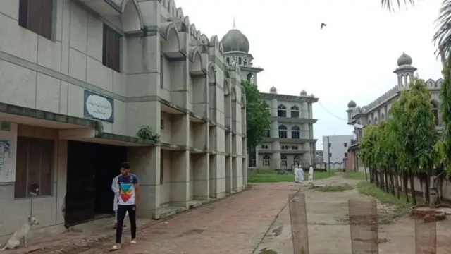 مولانا کلیم صدیقی، مدرسہ