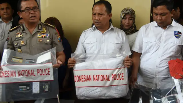 Kasus prostitusi online