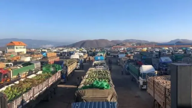 တရုတ်နယ်စပ်ကနေ မြန်မာလယ်ယာထွက်ကုန်တွေကို တင်ပို့