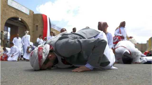 محتجز أفرج عنه