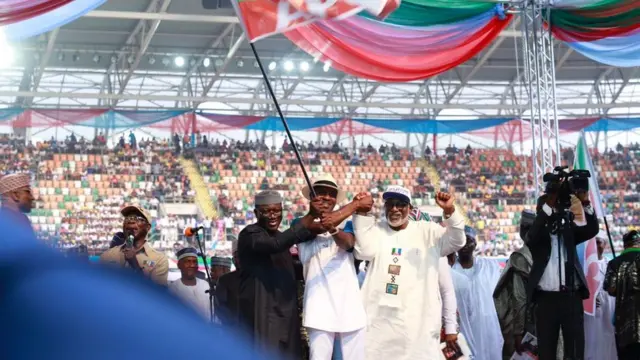 Govnorship candidates for APC collect flag