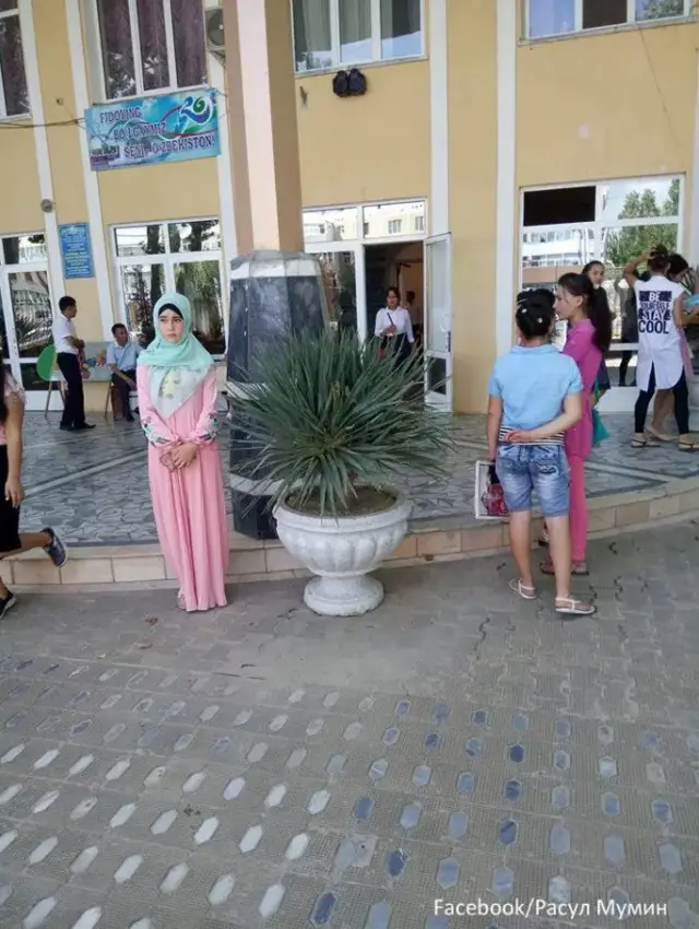 Vaginada sperma bilan ayol