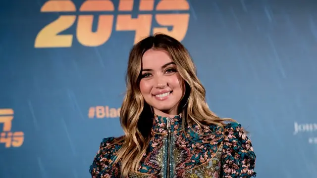 الممثلة أنا دي أرماس