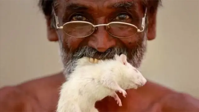 తమిళనాడు రైతులు