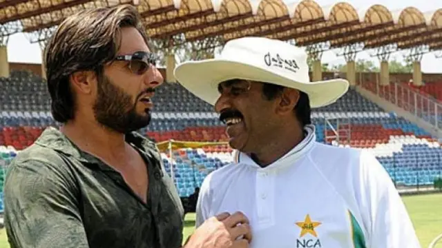 شاہد آفریدی اور جاوید میانداد