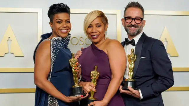 Mia Neal, Jamika Wilson y Sergio López-Rivera