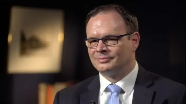 ড. অ্যাড্রিয়ান জেনজ