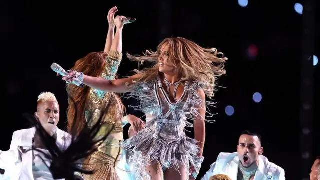 Mu nyuma Jennifer López arakurikira