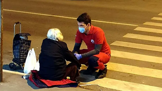 помоћ за време пандемије