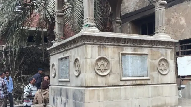 مقابر اليهود في البساتين