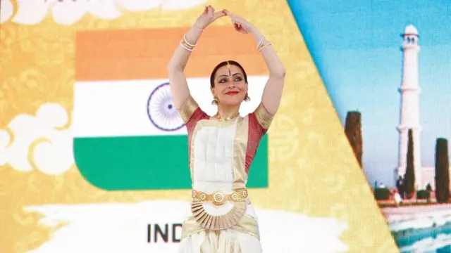 பல்கேரிய பெண்மணி