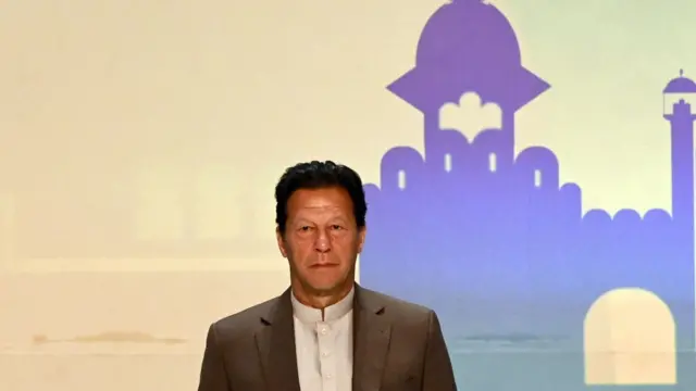 इमरान ख़ान