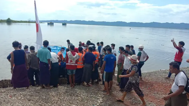 လက်နက်ကြီးဟာ တပ်မတော်စခန်းရှိတဲ့ဘက်က ပစ်တယ်လို့ ဒေသခံတွေကပြောပါတယ်။ တပ်မတော်ဘက်ကတော့ ဒီဖြစ်စဉ်နဲ့ပတ်သက်လို့ သတင်းထုတ်ပြန်တာမရှိသေးပါဘူး။