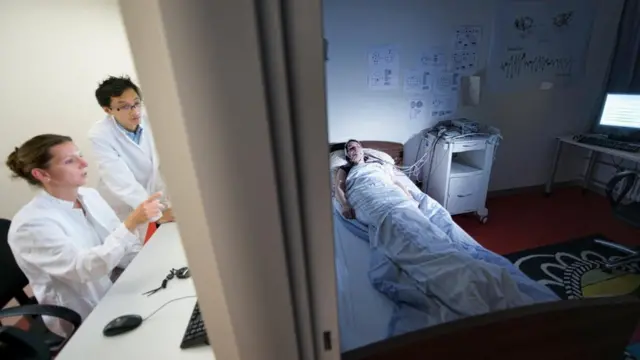 Investigadores del laboratorio de sueño.