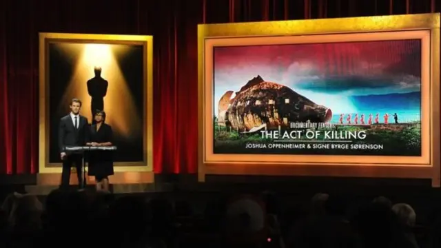 ภาพยนตร์เรื่อง The Act of Killing ซึ่งมีเนื้อหาเกี่ยวกับการสังหารหมู่ที่อินโดนีเซีย ได้รับการเสนอชื่อเข้าชิงรางวัลออสการ์เมื่อปี 2012