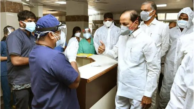 తెలంగాణ ముఖ్యమంత్రి కె.చంద్రశేఖర్ రావు బుధవారం గాంధీ హాస్పిటల్‌ను సందర్శించారు.
