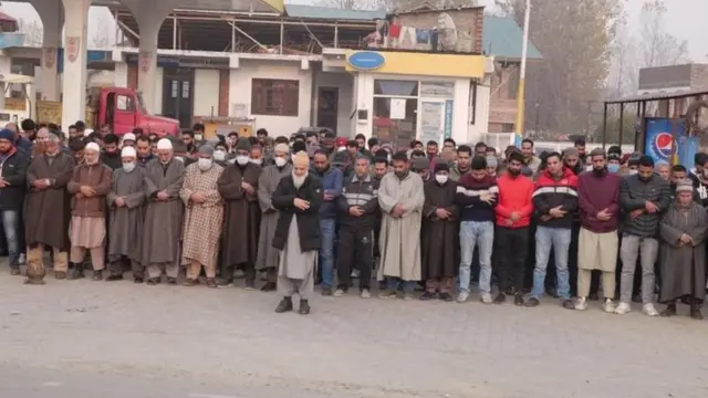 نوگام میں مدثر گل کی نماز جنازہ ادا کی گئی