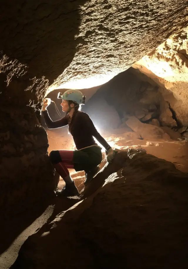 தேவதைகளின் குகை