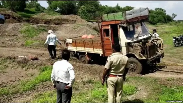 अवैध वाळू उपसा