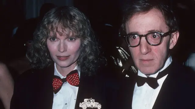 Mia Farrow y Woody Allen en 1986