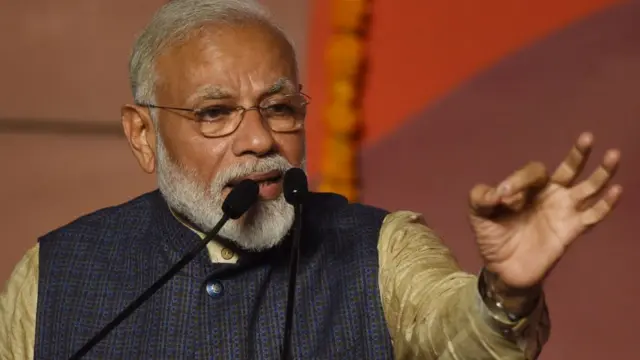 नरेंद्र मोदी
